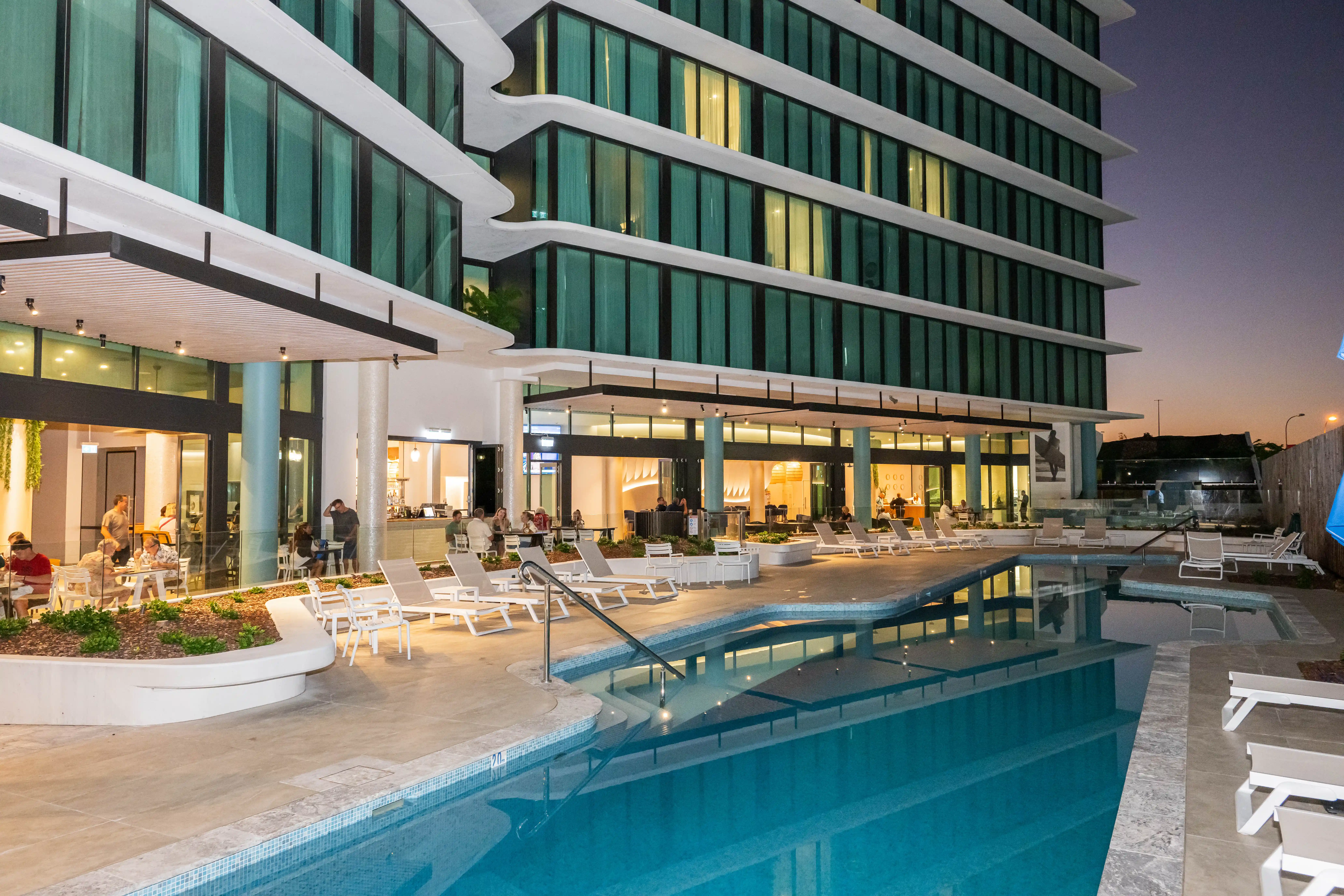 Rydges-Gold-Coast-Swimming-Pool